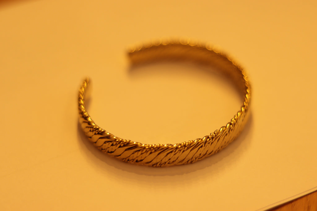 Escrava Golden Weave Luxe