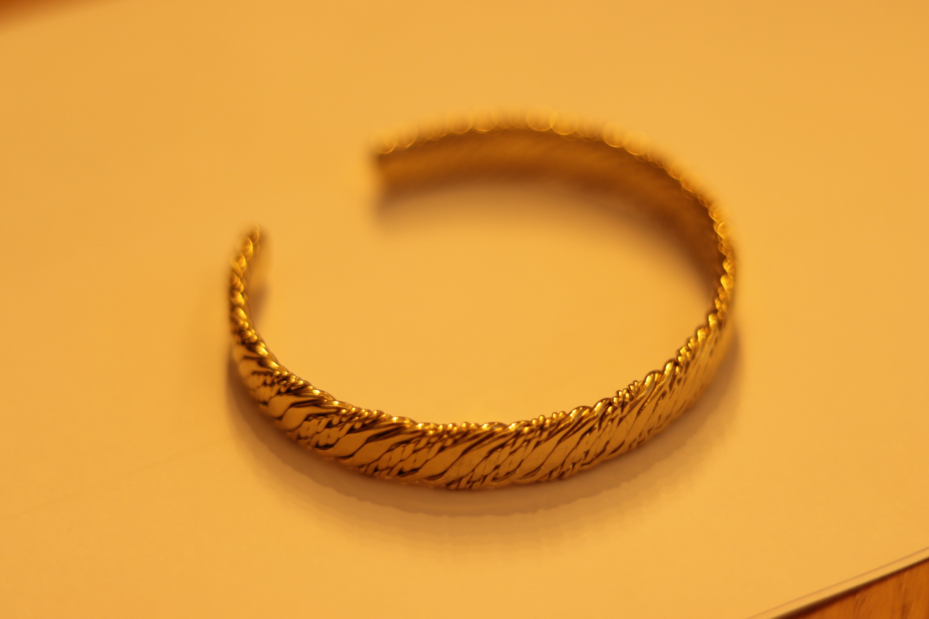 Escrava Golden Weave Luxe